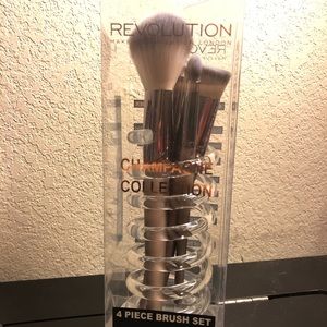 Revolution Champagne Collection Brush Set!